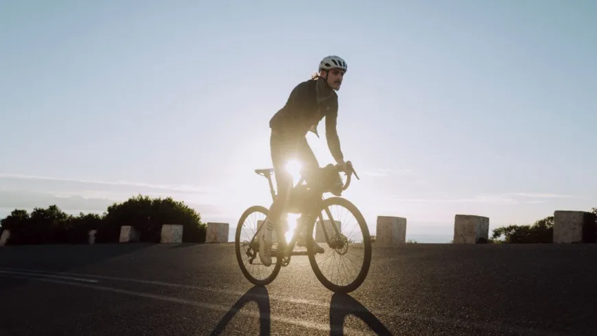 Cafe Du Cycliste Edith Light Jacket Black