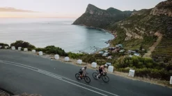 Cafe Du Cycliste Mona Jersey Cashew
