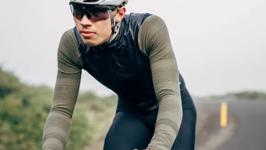 Cafe Du Cycliste Petra Gilet Peacock Blue