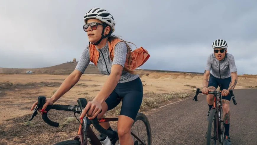 Cafe Du Cycliste Women's Marinette Bibshort Navy
