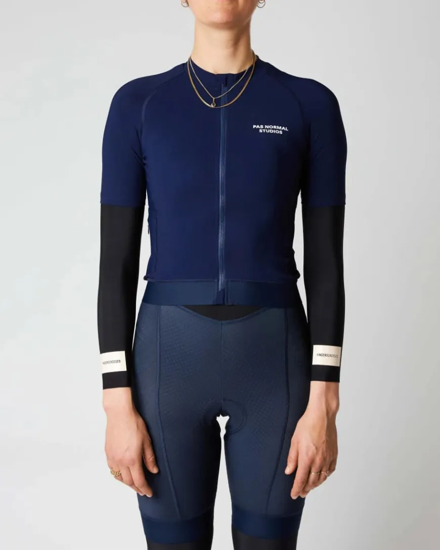Fingerscrossed Arm Warmers Black