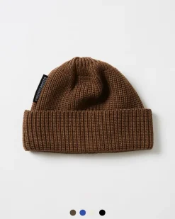 Fingerscrossed Beanie Casual Merino Tannenzapfen