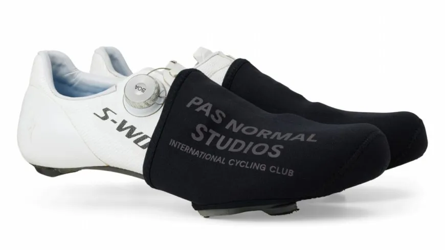 Pas Normal Studios Logo Toe Cover Black